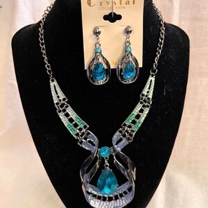Beautiful Blue and Green Necklace and Earring Set